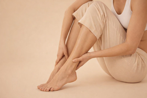 Почему варикоз может проявляться только усталостью ног